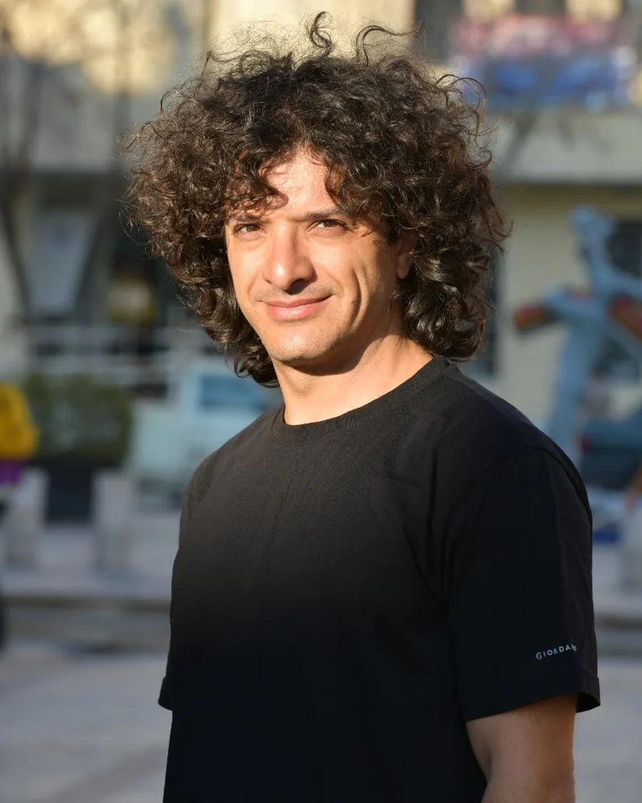 Portret van Ehsan Hemat